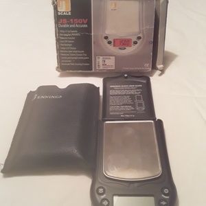 Digital pocket scale